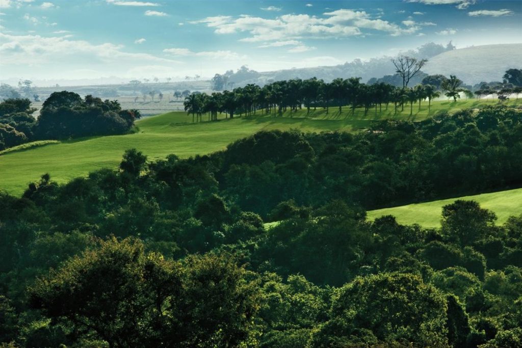 Spectacular nature of the Randall Thompson golf course of the Fazenda Boa Vista golf club.