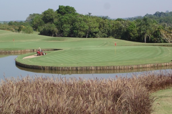 Golf course of the Fazenda Campo Alta Araras golf club.