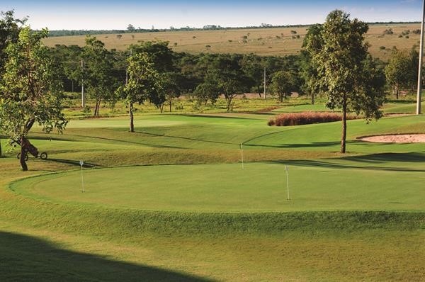 Golf course of the Terras Conominio golf club in Campo Grande.
